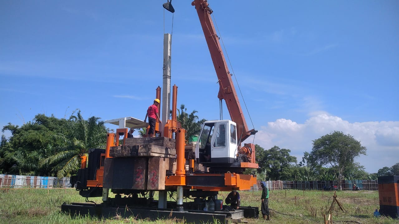 Pemancangan Fondasi